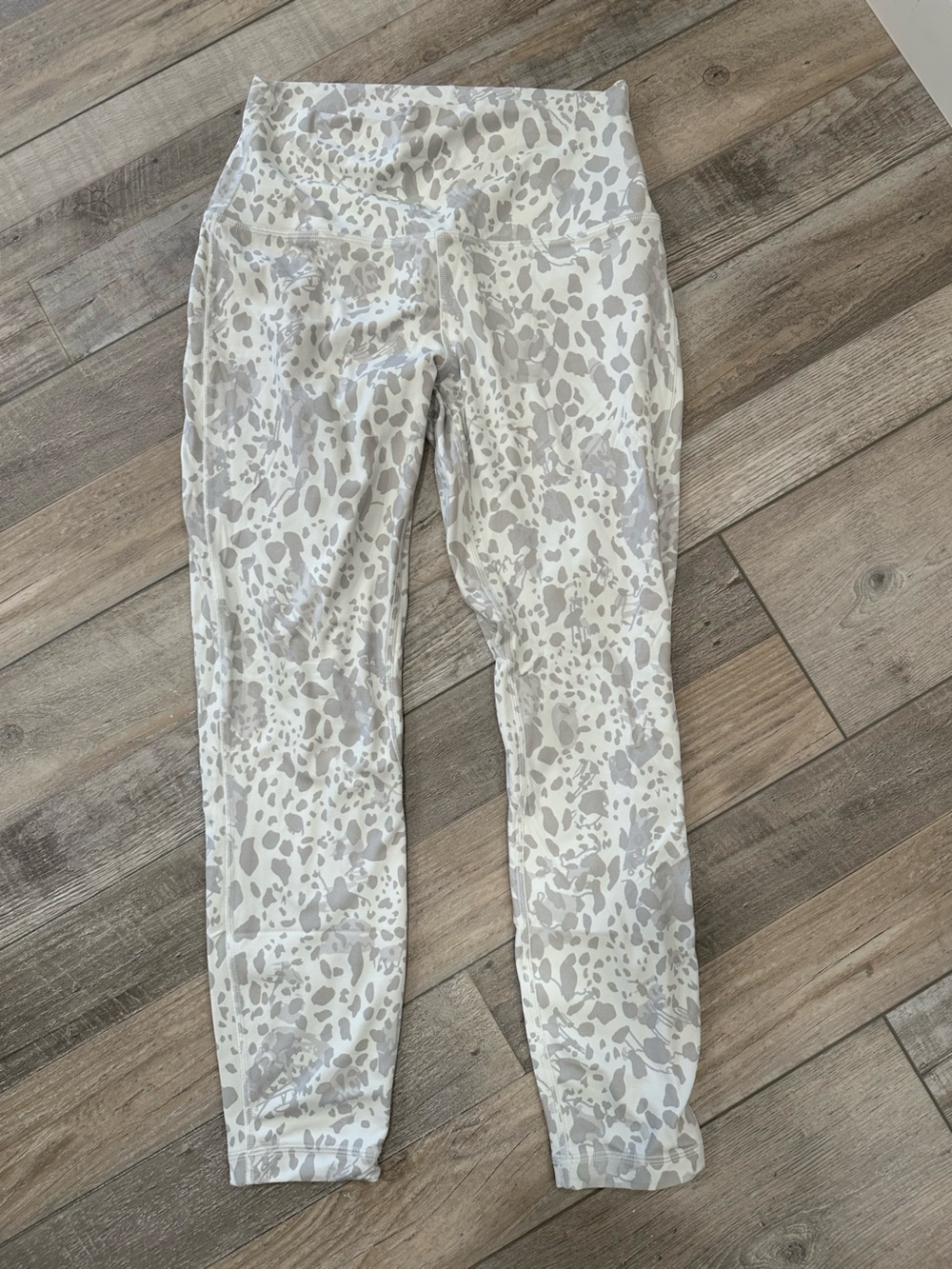lululemon athletica Ivory and Light Gray Printed Skinny Leggings
